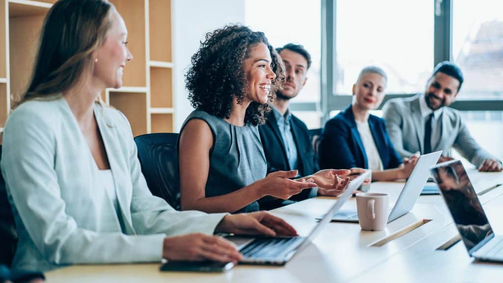API-Driven HR: Building an Interconnected HR Ecosystem with Seamless Integrations